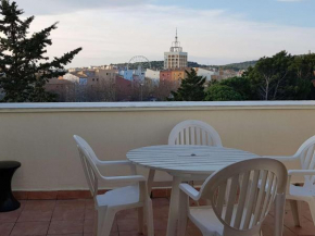 T2 avec Parking, Grande Terrasse, Chambre et Proche Plage - Quartier Môle - FR-1-702-37